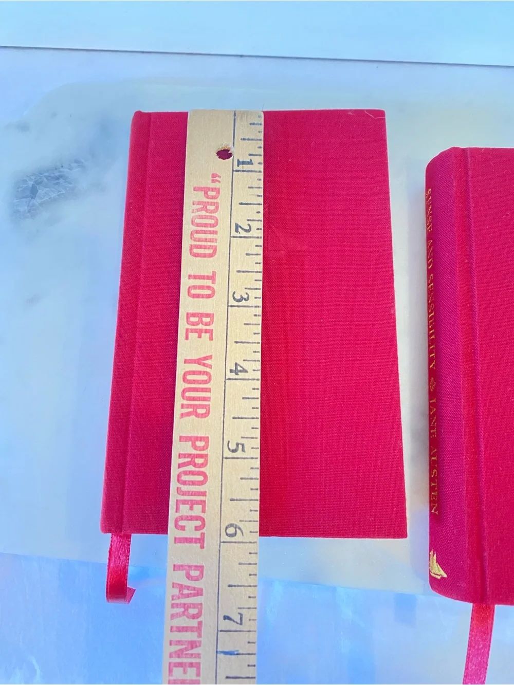 Collectors Library Set Of 2 Brontë Sisters Books Pocket Sized Red Fabric Bound - Picture 13 of 15